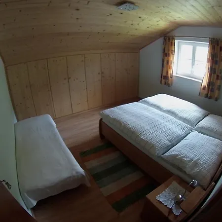 Haus Ebner Johann הינטרסי